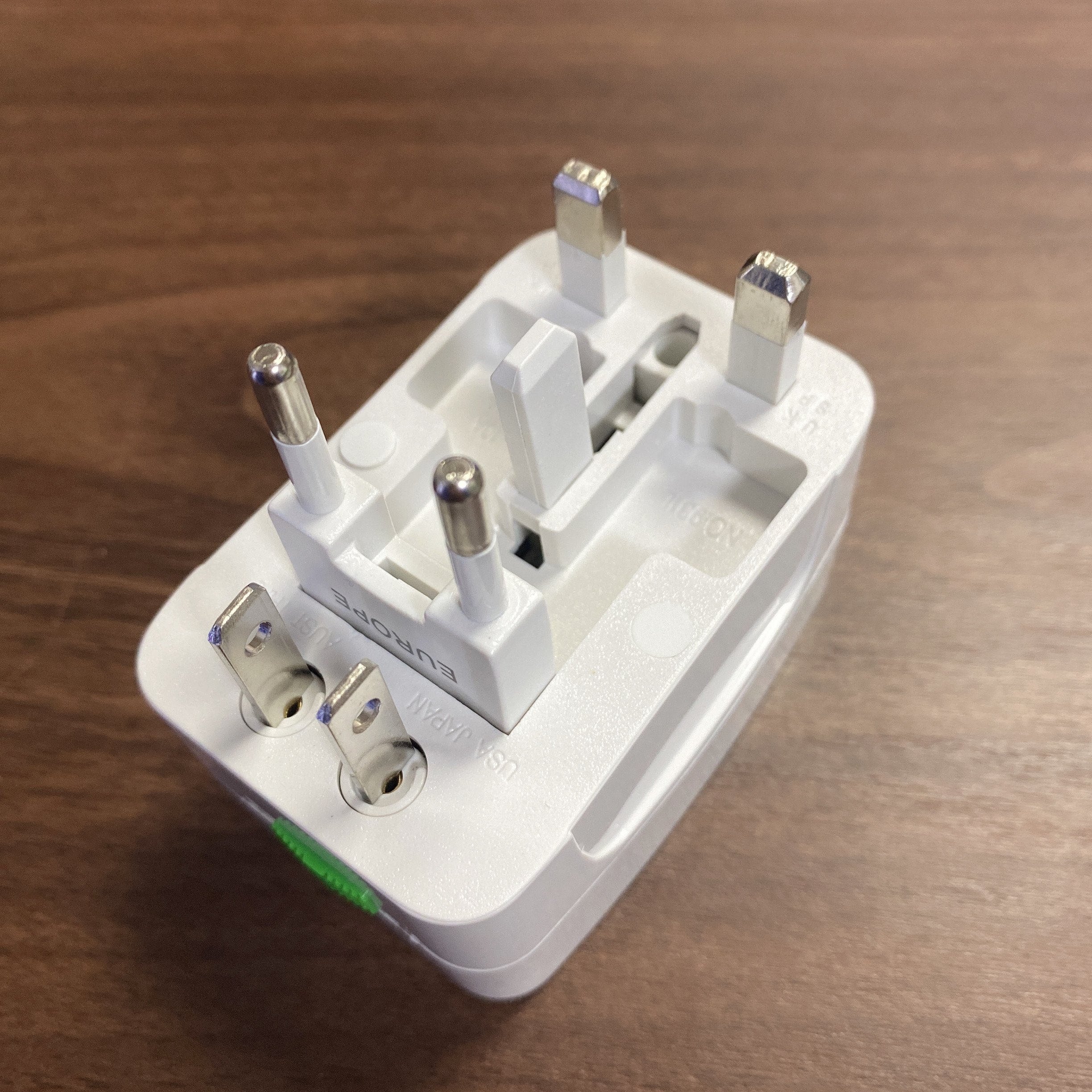 Worldwide US UK EU AU Universal travel Adaptor multi AC power charge converter International smart Adapter plug