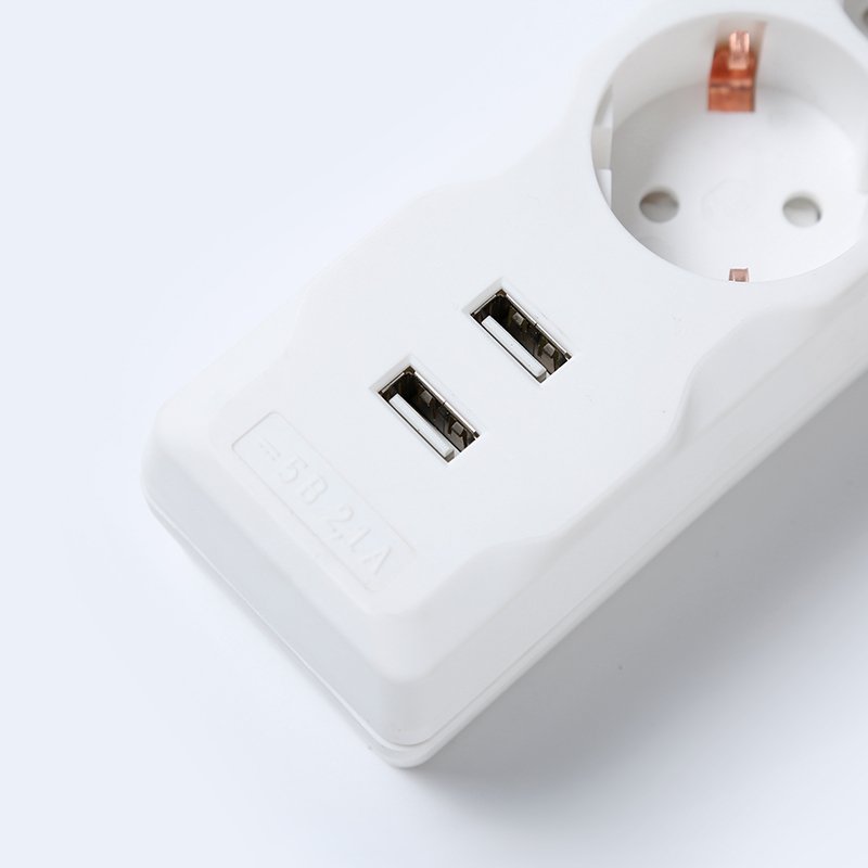 Stock 16A 3500W Europe Germany Socket European Plug 3 Meters Extension Power Strips with 2 USB Type-C