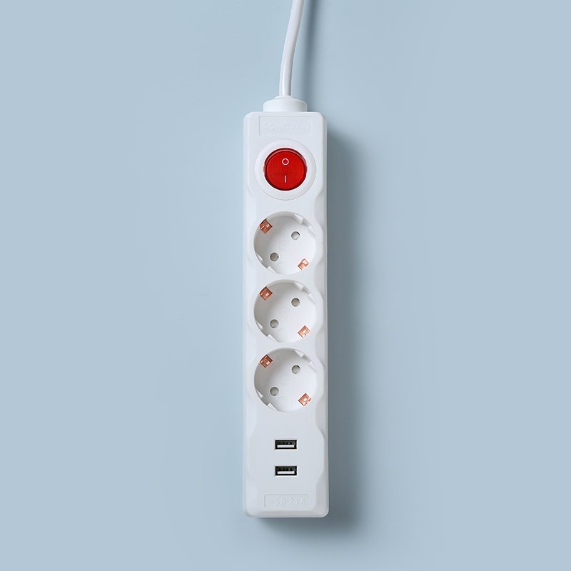 Stock 16A 3500W Europe Germany Socket European Plug 3 Meters Extension Power Strips with 2 USB Type-C