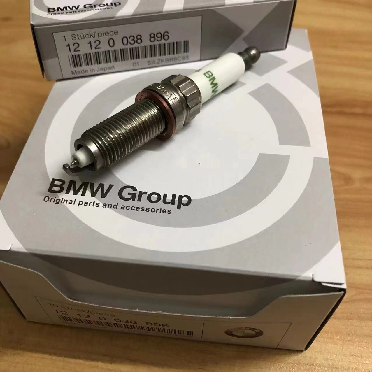 Wholesale Master Brand Auto Parts Engine System Spark Plug Car part For BMW F20/21/30/31/07/10/11/18/X1/X OEM 12120038896
