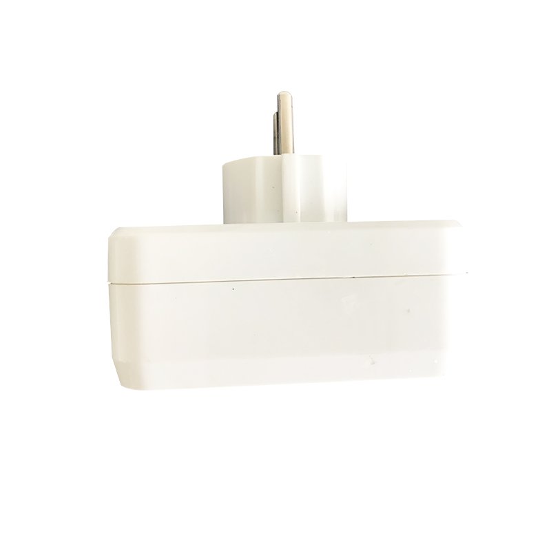 portable UK to EU plug adapter Travel adapter USB