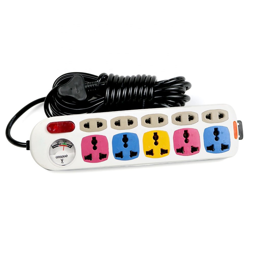 China manufacturer wholesale outlets colour socket and plug extension socket