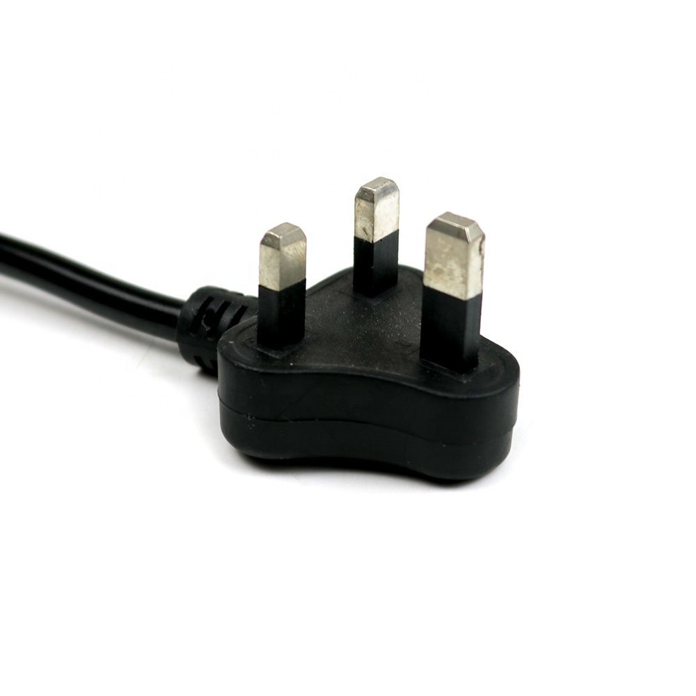 China manufacturer wholesale outlets colour socket and plug extension socket
