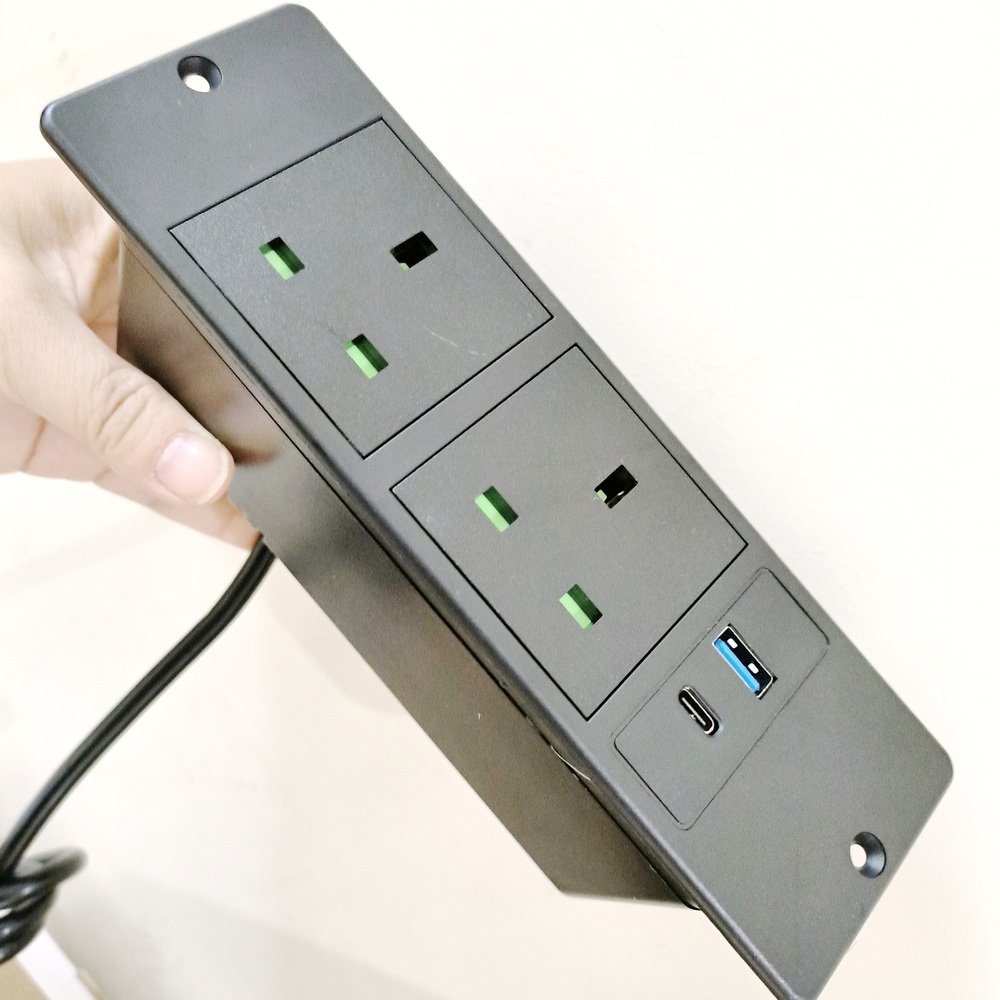 recessed style power strip with 13Amp UK socket (AC220/230V) desktop outlet withs 2AC USB A and USB-C mounted power strip