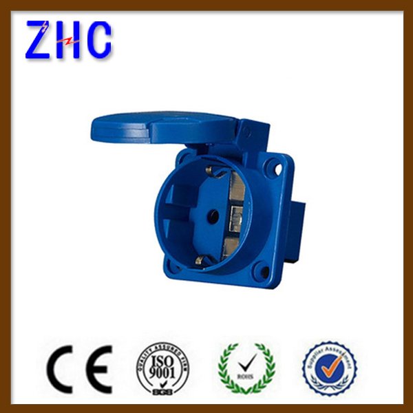 German schuko plug & socket 2p+e 16A