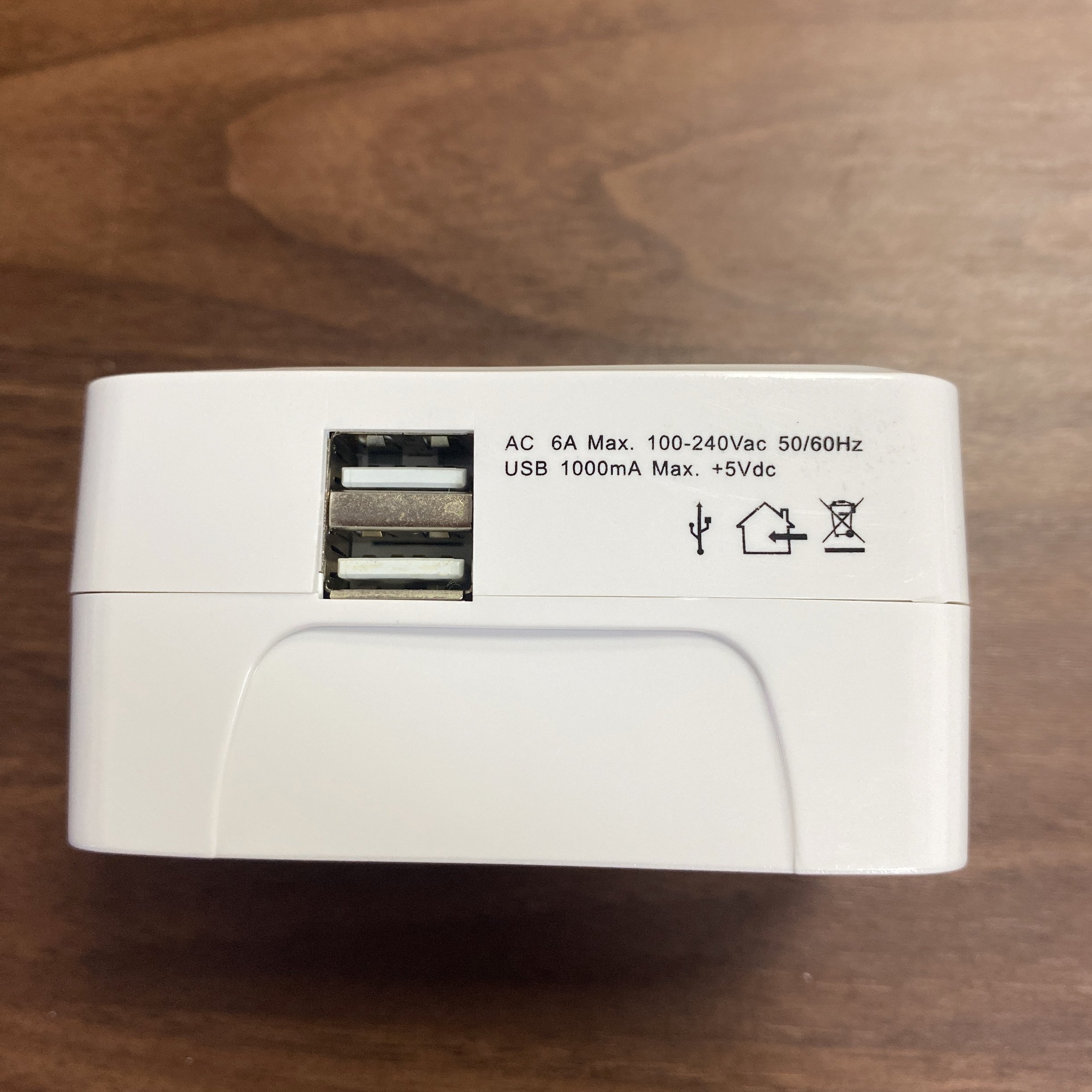 Travel Plug Adapter 2 USB Ports 10A Surge Protector Wall Charger CN 10A 250V universal travel adapter charger