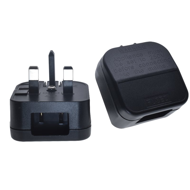 Brand new US To UK Plug Adapter flat 2 pins to 3pins converter for Type-A to Type G plug top box screw fix Amreica to uk socket