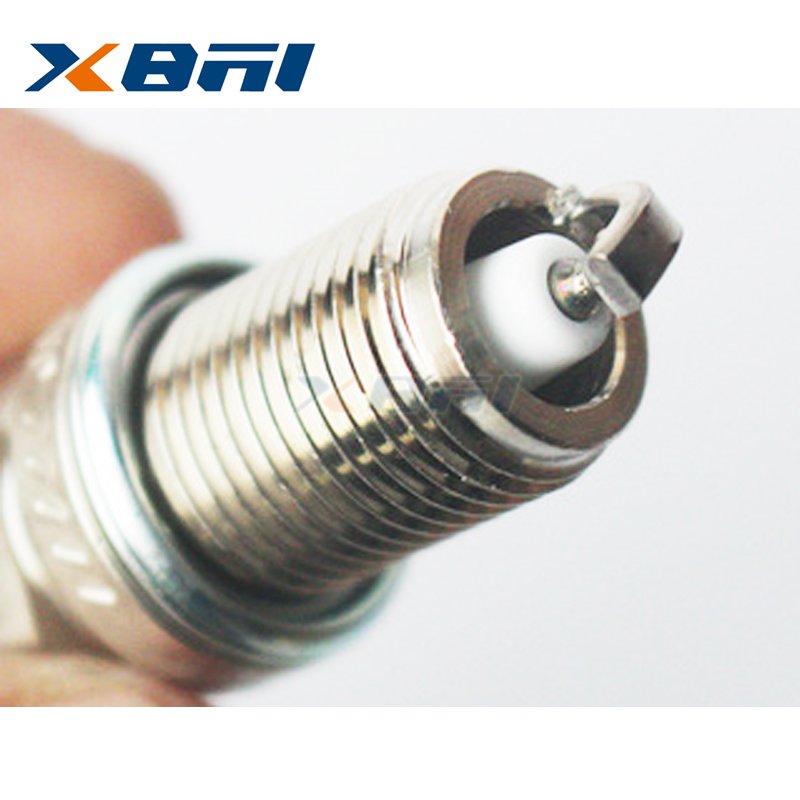 Sinotruk Howo T7H SITRAK C7H MAN natural gas engine spare parts 202V25923-0001 IFR7U_4DN MAM spark plug