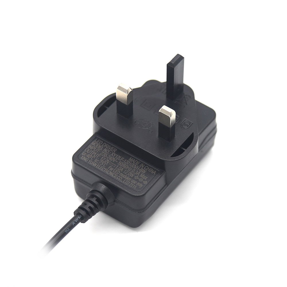 CE GS UKCA Approved Power Adapter UK Plug 3 PIN 5V 2A 2.1A 2.5A 3A UK 3 Pin Adapter