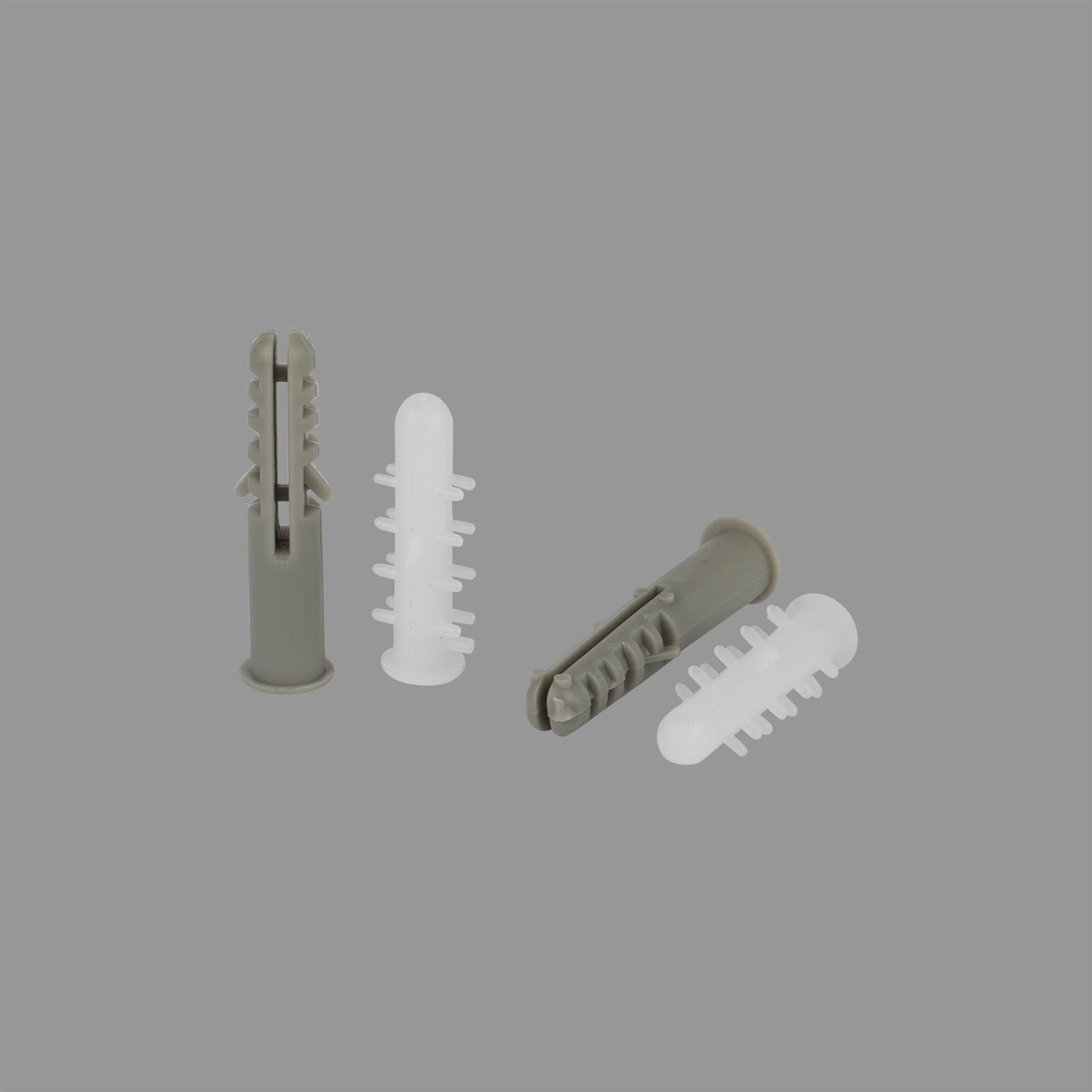 PLASTIC PLUG