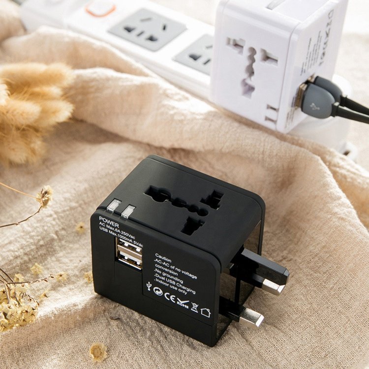 cantell universal adapter Type C travel charger usb adaptor EU AUS UK US plug socket