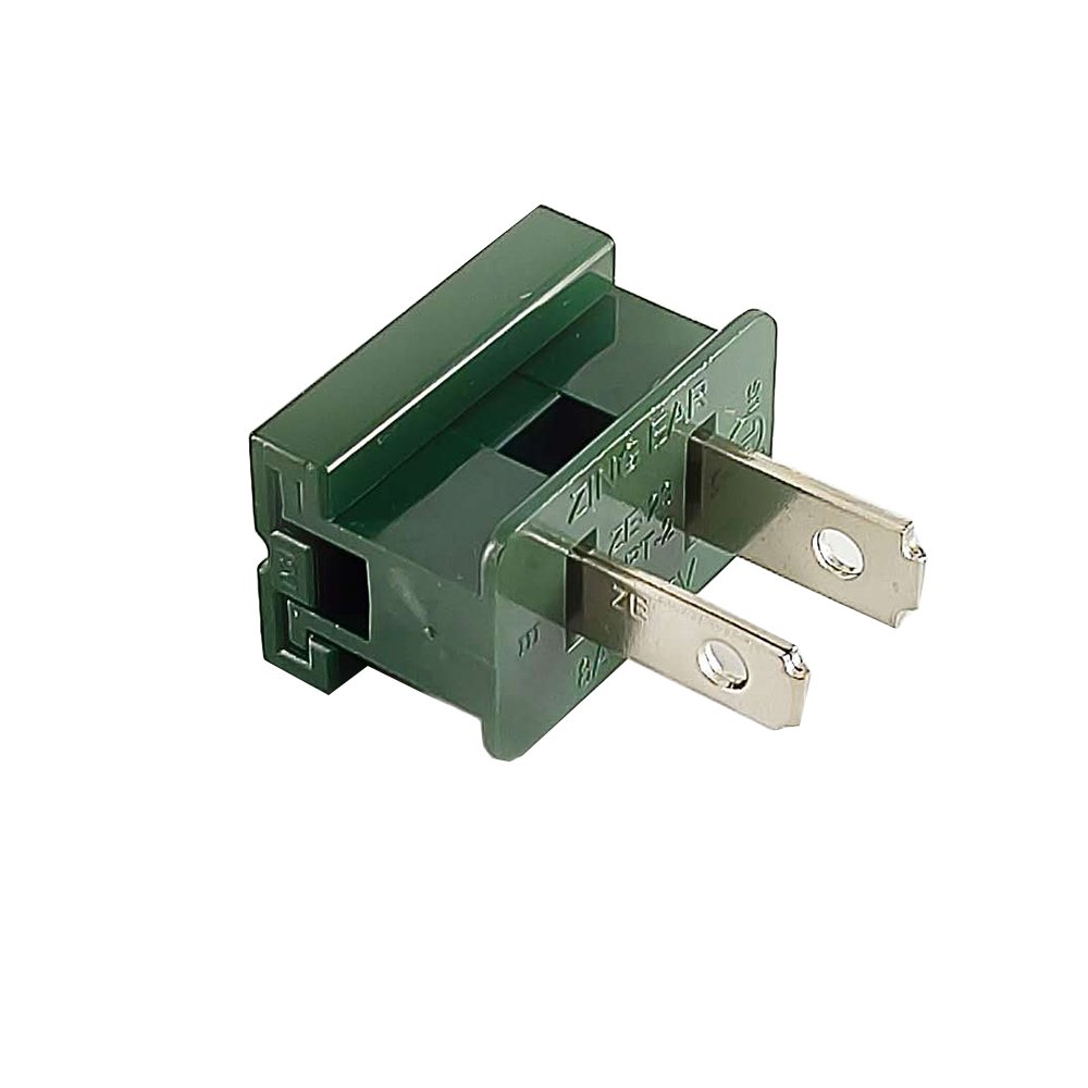 125v 8a SPT-2 Male Slide Together Gilbert Vampire Zip Inline Plug for Christmas Lights Used