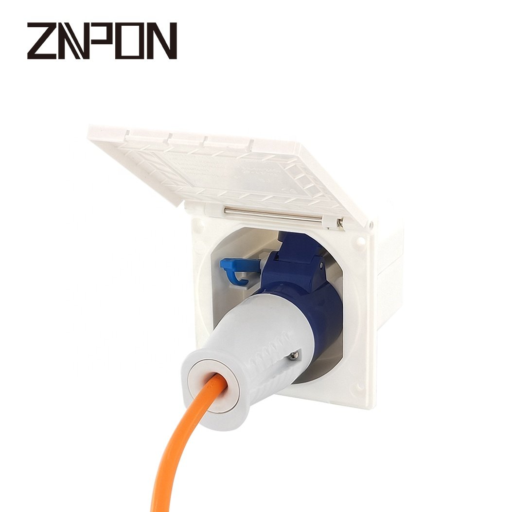 240V 16A Blue Plug for Use with Trailing Leads