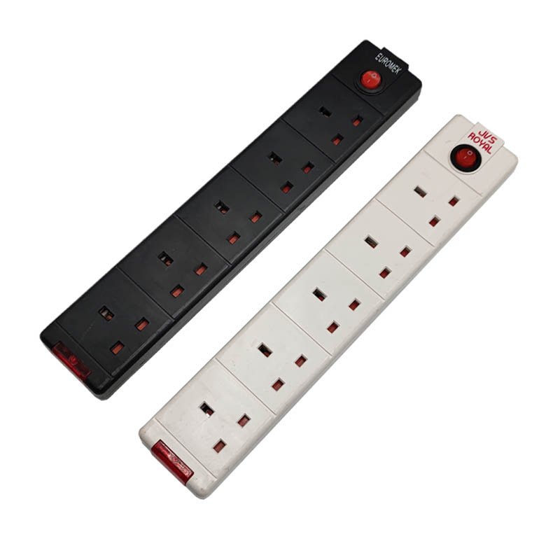 Black/white 4 way outlet uk standard/electric plug /smart power strip/switches and socket with Child safety shutter