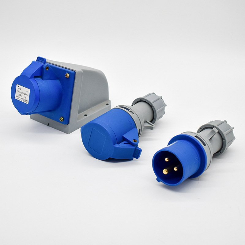 3 pin wall mounted 16 Amp 220v industrial plug and socket