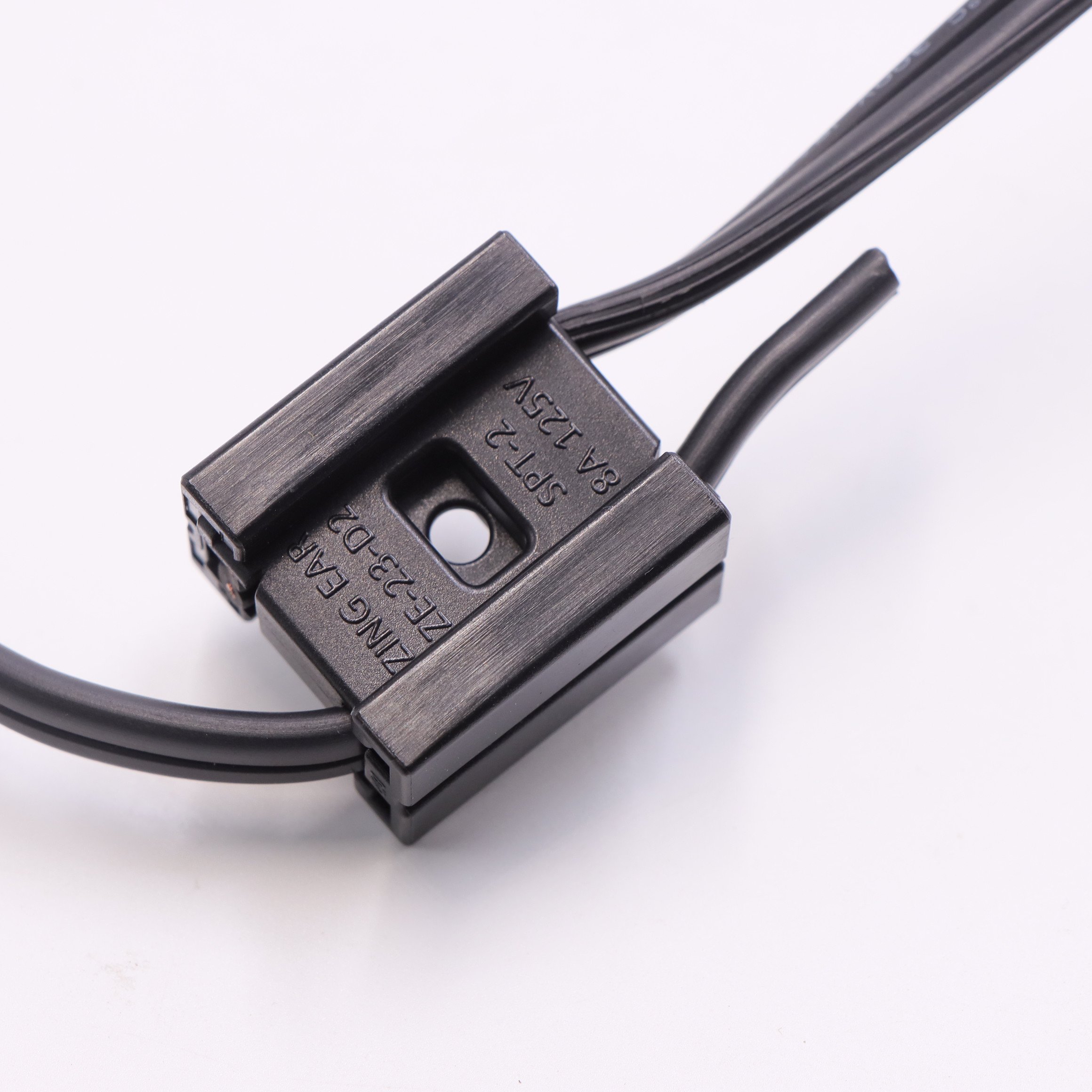 New Arrival 125V SPT-1 SPT-2 Bridge Splitter Zip Plug Connector for C7 C9 Christmas Light