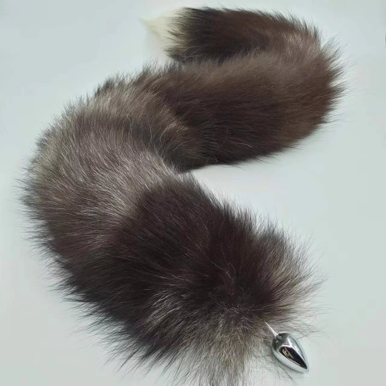 LOVE 2024 Wholesale Real Fox Tail Fluffy Animal Hair Anal Plug Sexy Products Fun Tail Color Gradient Sex Toys For Men And Women