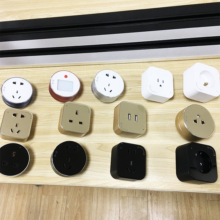 Wholesale Electrical Plug Multi Universal USB Charging Adapter for Power Track System Socket