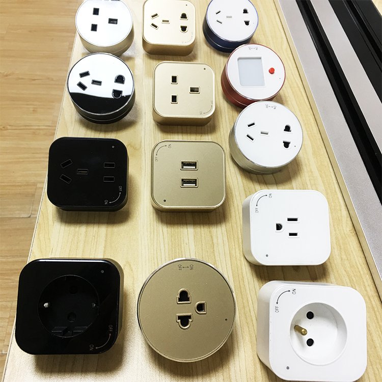 Wholesale Electrical Plug Multi Universal USB Charging Adapter for Power Track System Socket