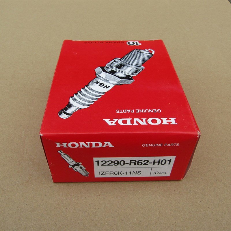 Ignition Plug OEM:12290-R62-H01 H-onda C-RV A-CCORD F-IT C-IVIC Engine Spark Plug NGK Ignition Plug