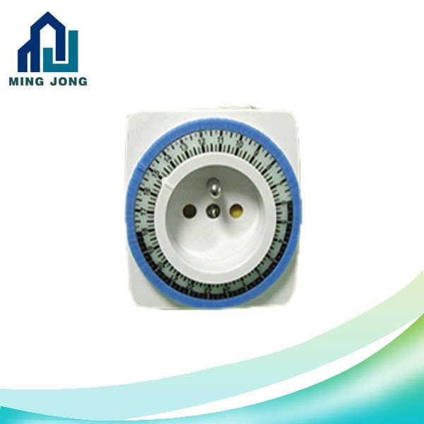 15 minute mechanical weekly programmable timer plug