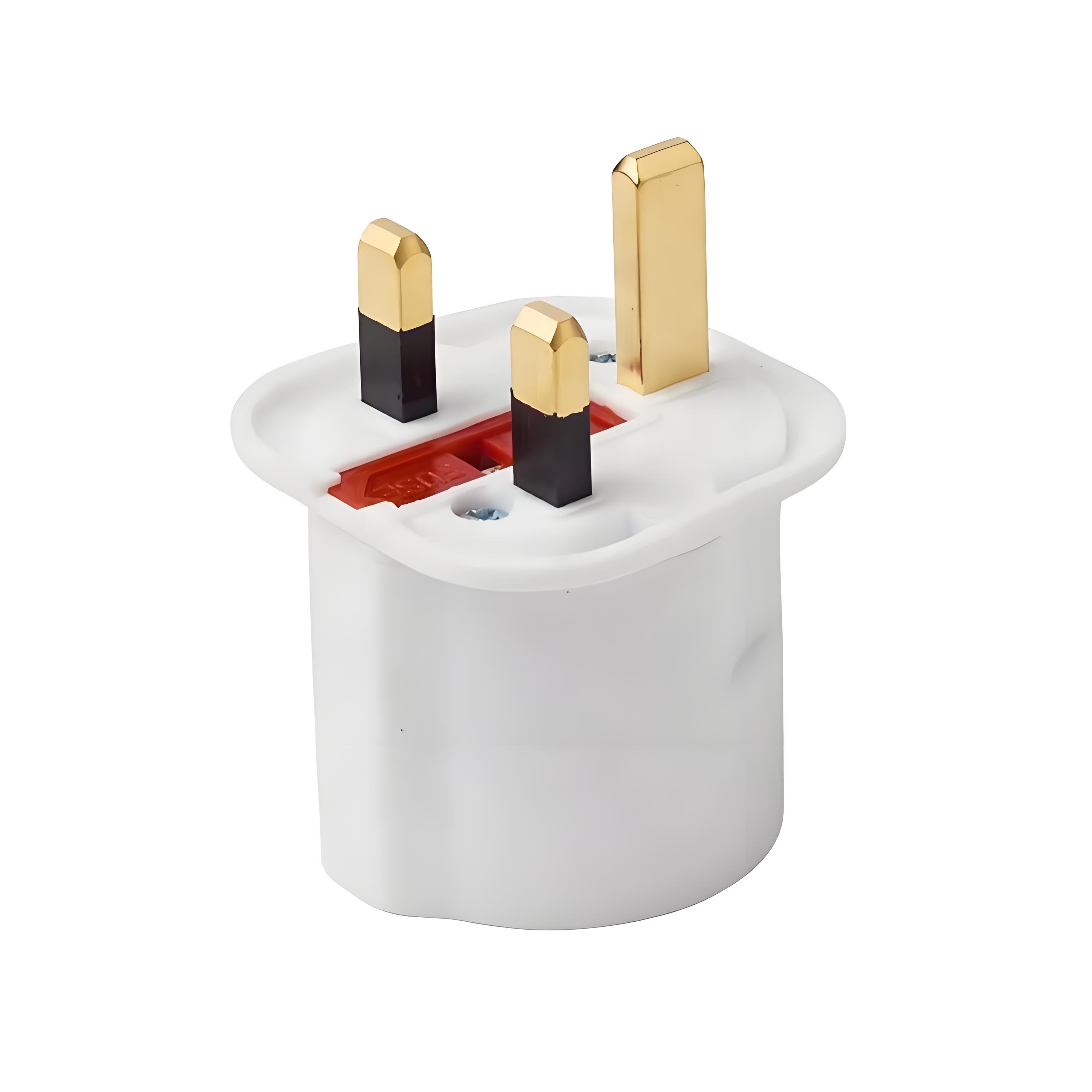 Factory wholesale EU to UK Plug power Adapter 13A power Socket Converter Travel charger Adapter