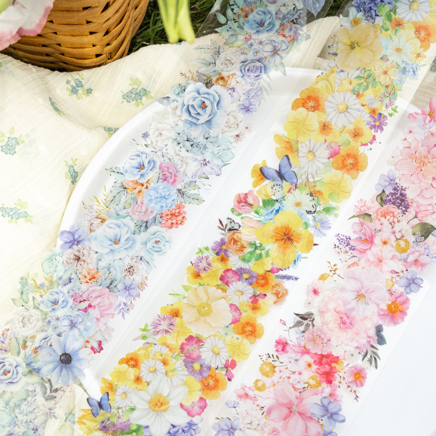 1 roll/piece of PET tape, crossing the flower sea series, small and fresh plant ledger materials, circular stickers, 6 styles