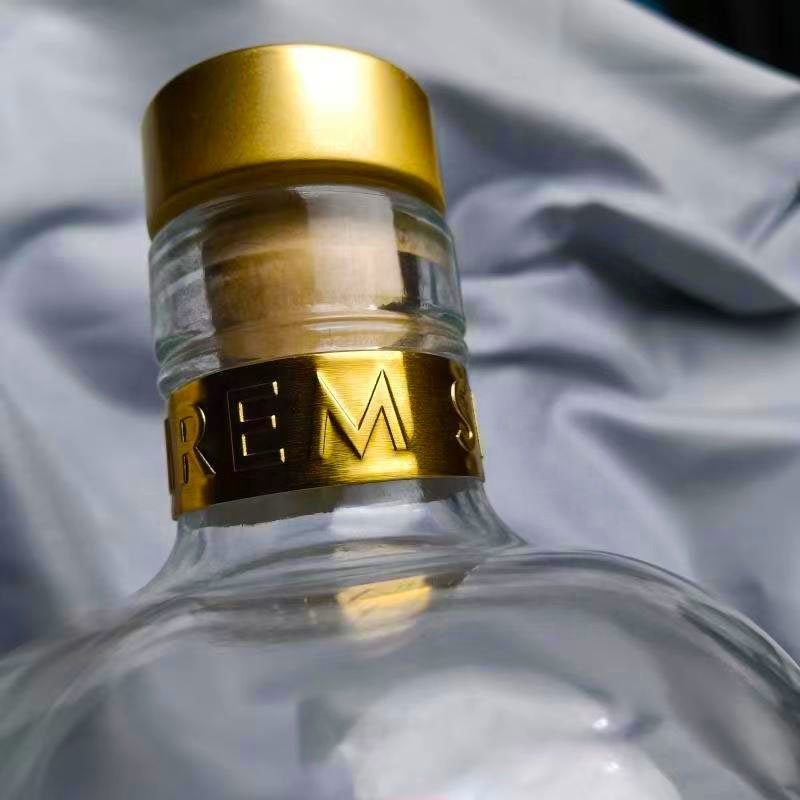 ODM OEM Luxury package perfume logo plate label sticker with High quality finished decoration