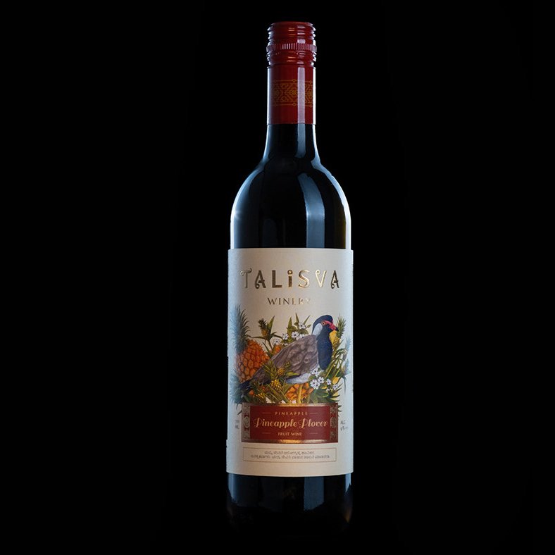 Custom luxury Raised gold foil waterproof personalized textured paper sticker red wine liquor adhesive bottle printing label
