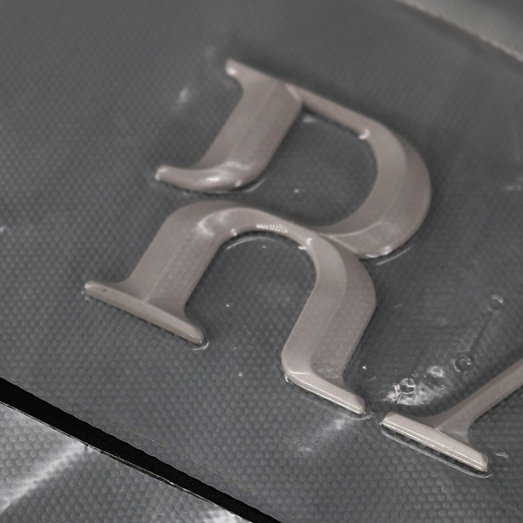 Custom Raised 3D Silicone Curved Clothes Logo Heat Transfer Sticker Clothing Labels Iron On Heat Transfer Patches for Hoodies