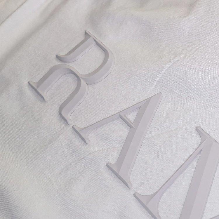 Custom Raised 3D Silicone Curved Clothes Logo Heat Transfer Sticker Clothing Labels Iron On Heat Transfer Patches for Hoodies