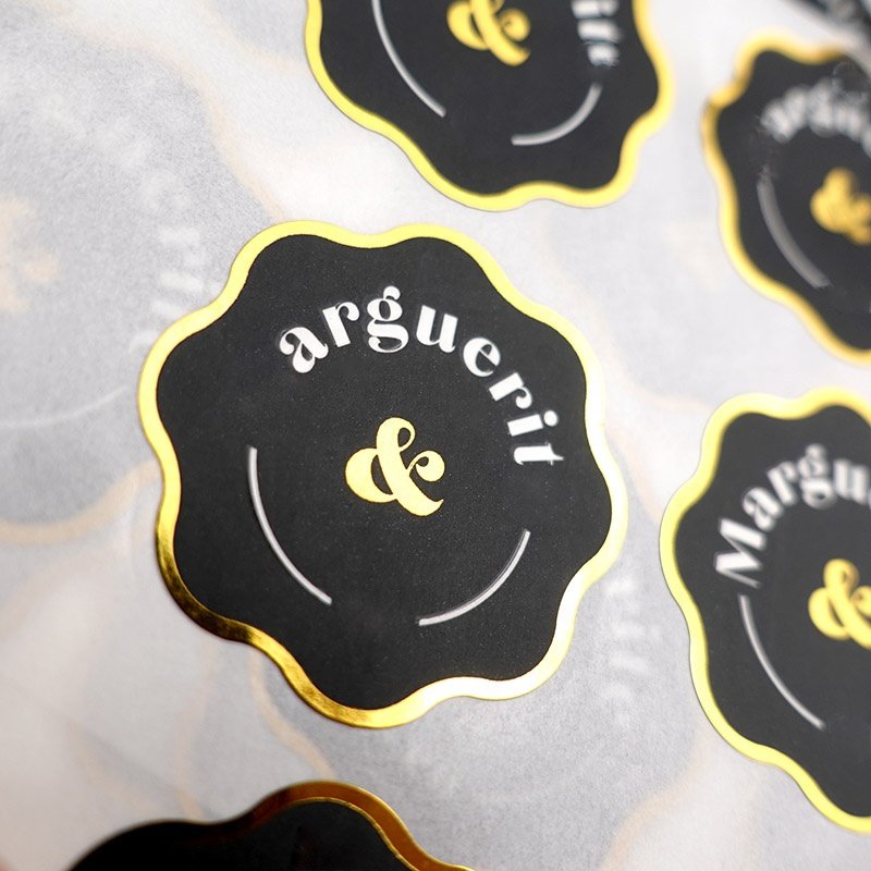 Custom Printing Waterproof Self Adhesive Sticker Gold Foil Stamping Stickers Paper Label
