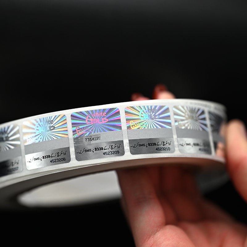 Custom Printing 2D/3D Silver Holographic Laser Sticker Anti-counterfeit Hologram Label Scratch Off Label OEM Adhesive Sticker