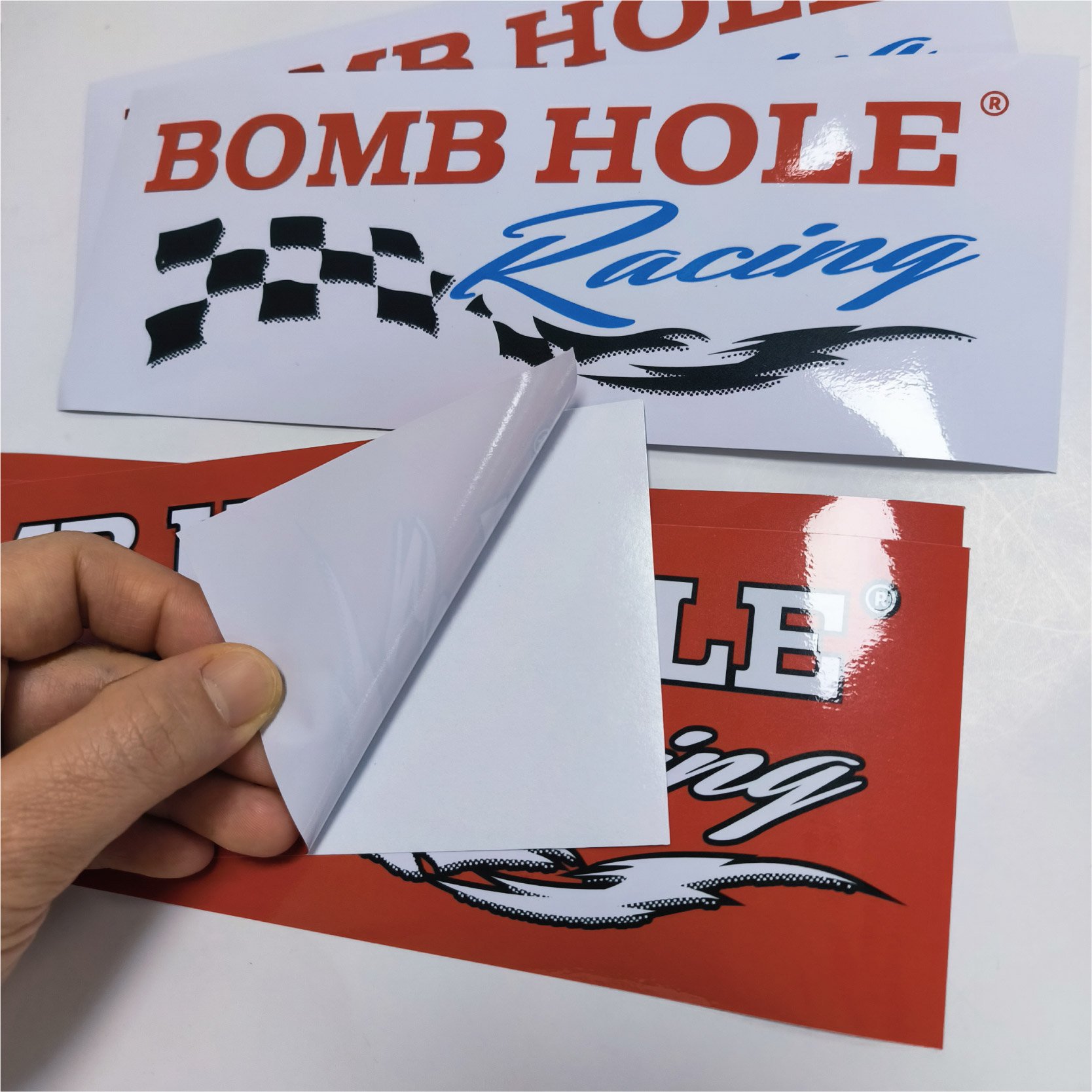 Glossy die cut stickers PVC UV proof Tear proof logo adhesive labels regular round matte vinyl outdoor promotion labels