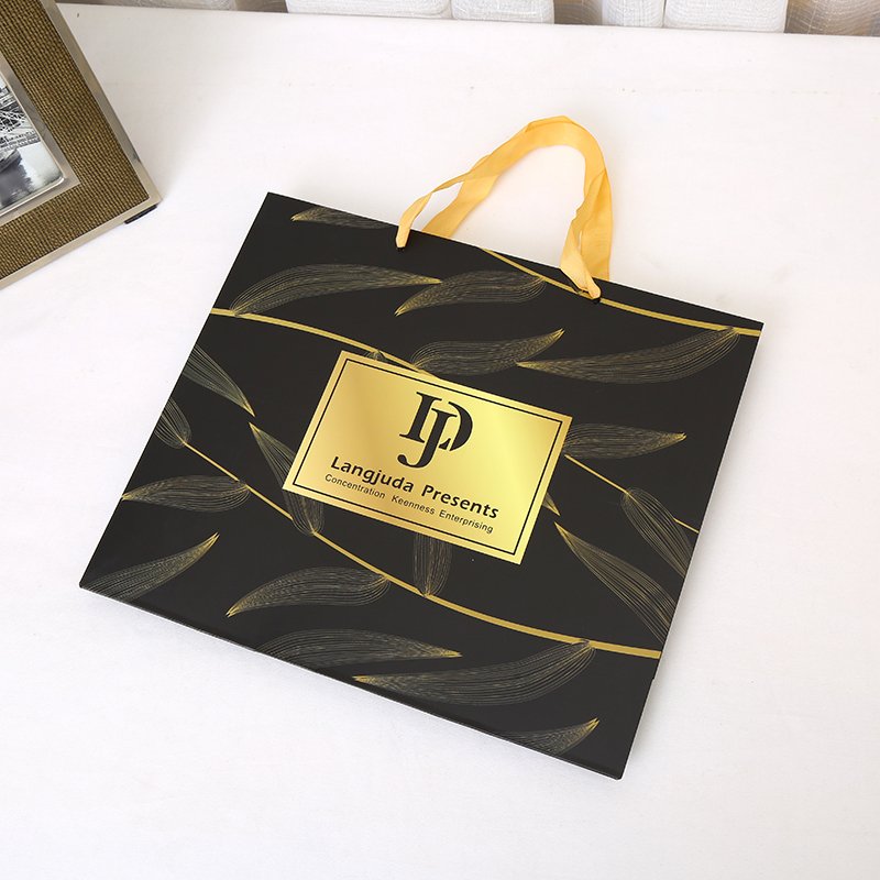 Directly Manufacturer Printed Shopping Paper Bags With Cotton Handles and Logo with handle