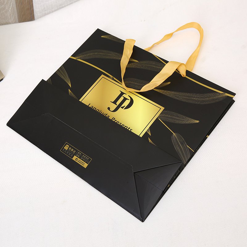 Directly Manufacturer Printed Shopping Paper Bags With Cotton Handles and Logo with handle