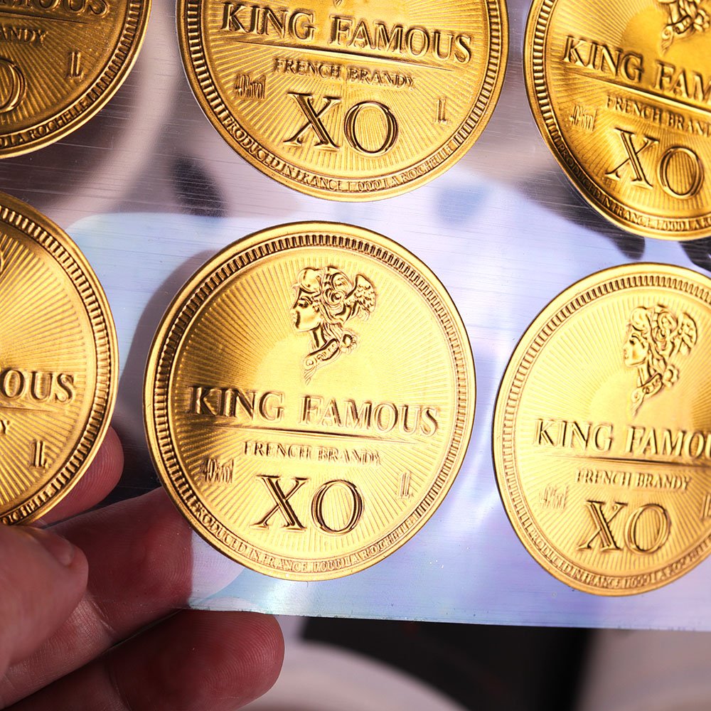 Custom embossed logo luxury gold paper round labels stickers roll for packaging