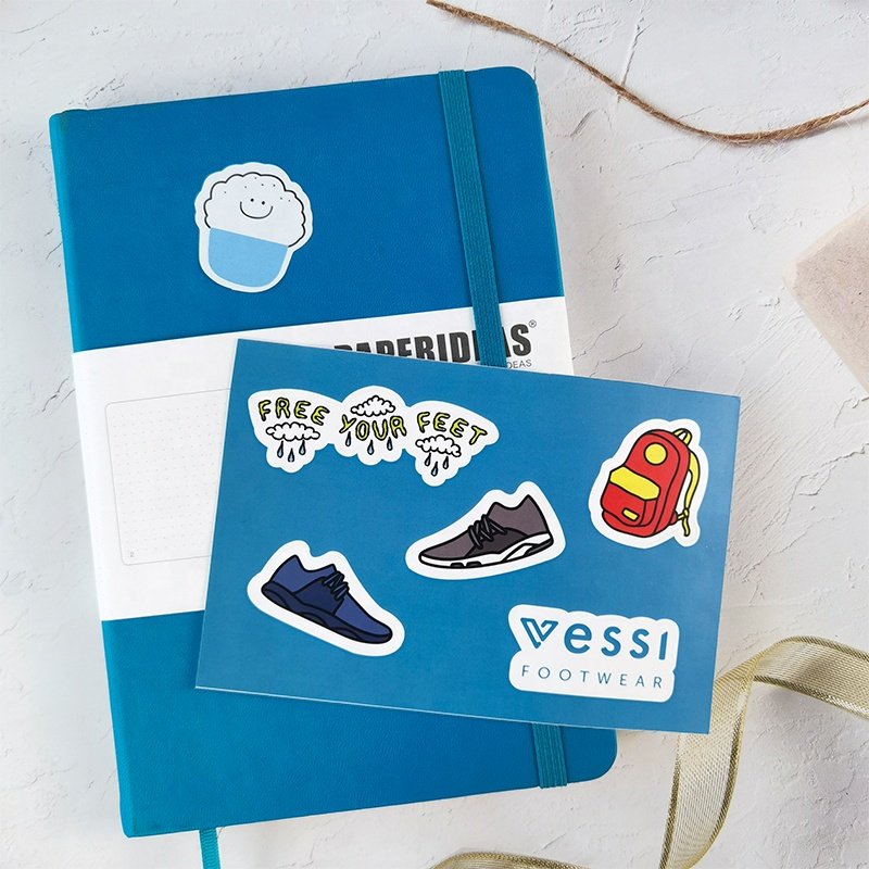 Low MOQ Waterproof Adhesive Glossy Lamination Business Logo Custom Stickers UV Resist Vinyl Stickers for Laptop Luggage Notebook