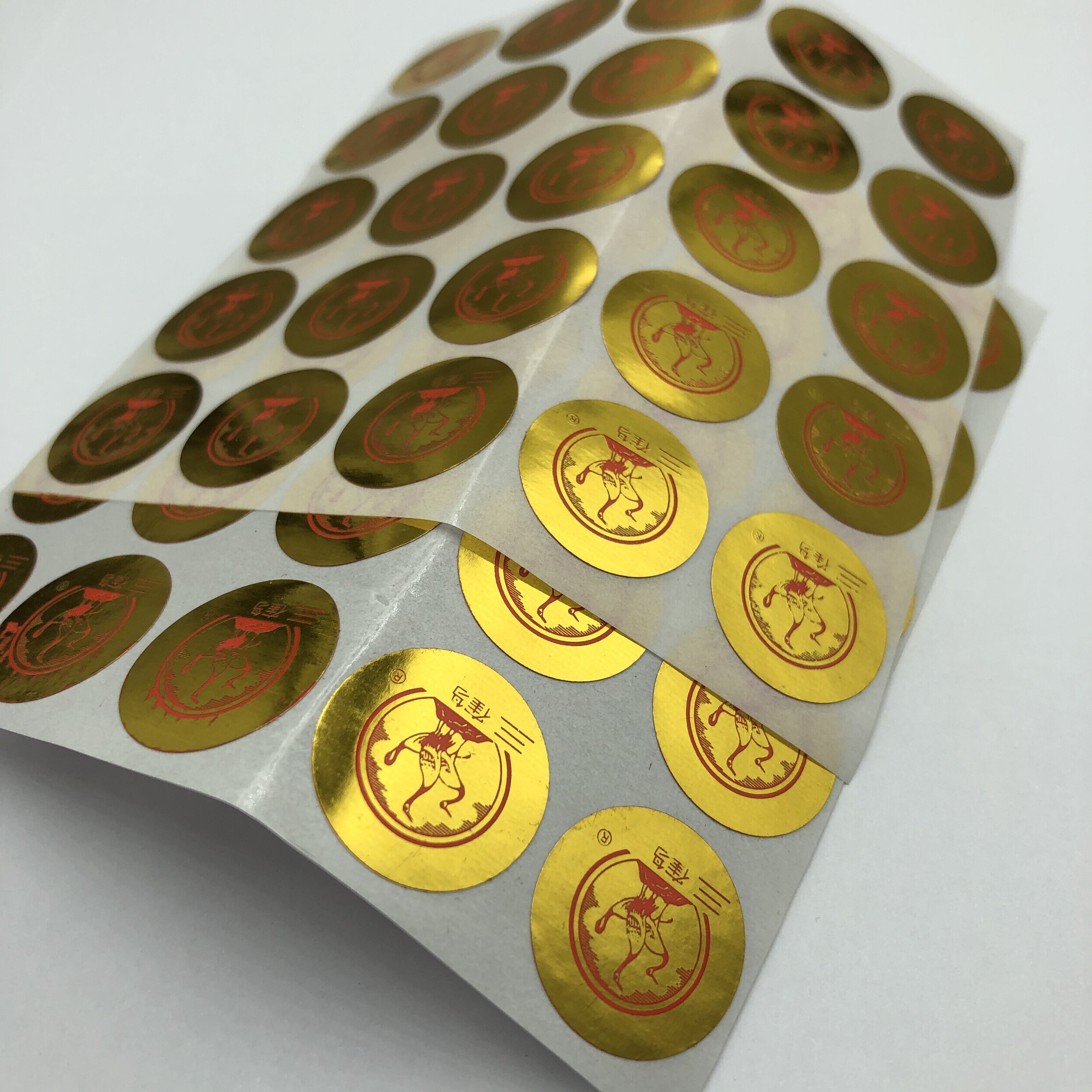 Luxury Custom Paper Box Perfume Packaging PET PP PVC Sticker ,Gold Embossing Perfume Private Label Bottle Stickers