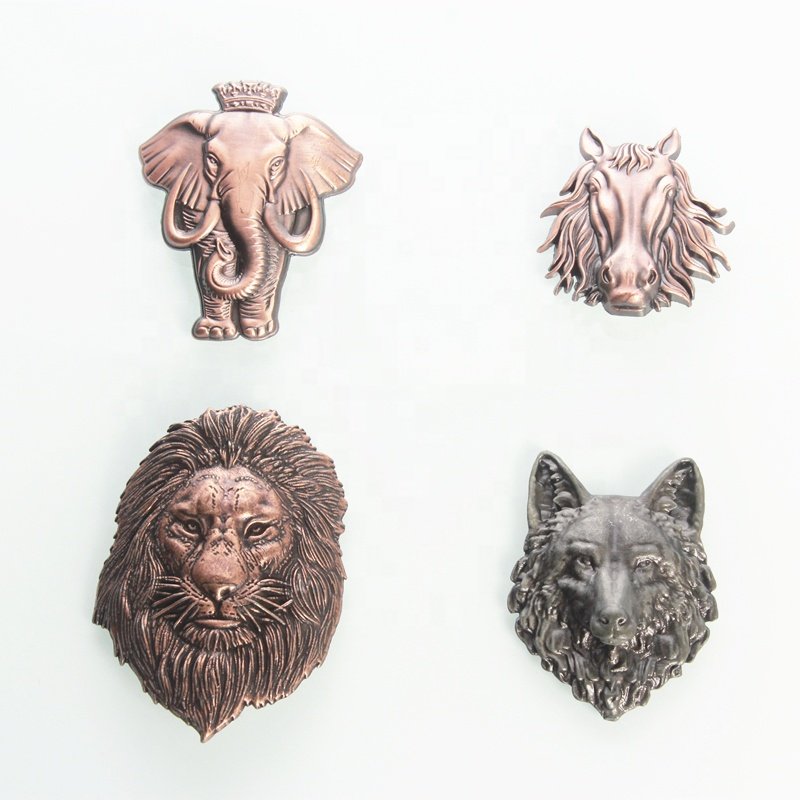 Luxury wholesale animal shape embossed logo zamac zinc alloy 3D metal aluminum label sticker for wine liquor whisky vodka bottle