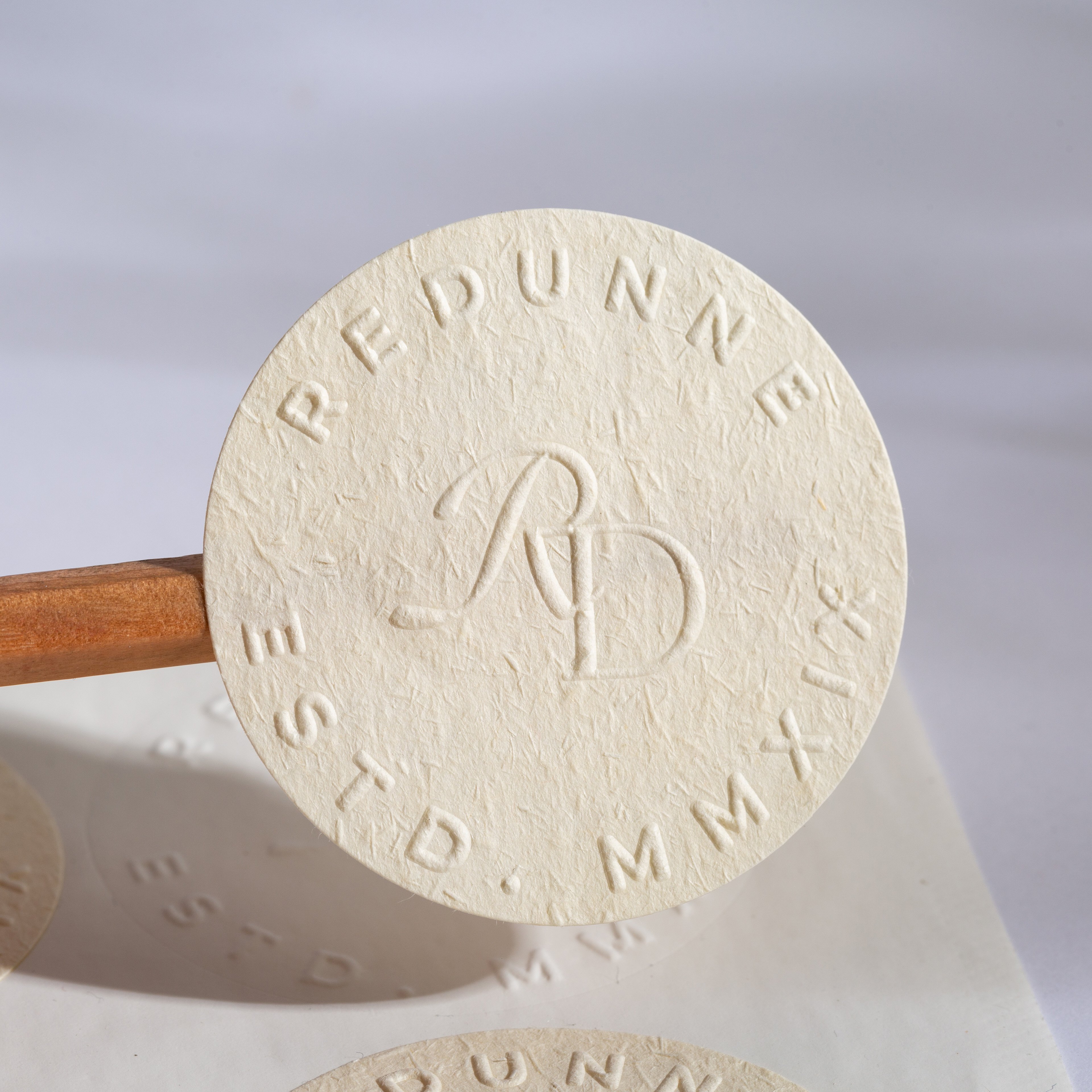 Custom Matte Texture Embossed Logo Design Jewelry Gift Box Seal Sticker