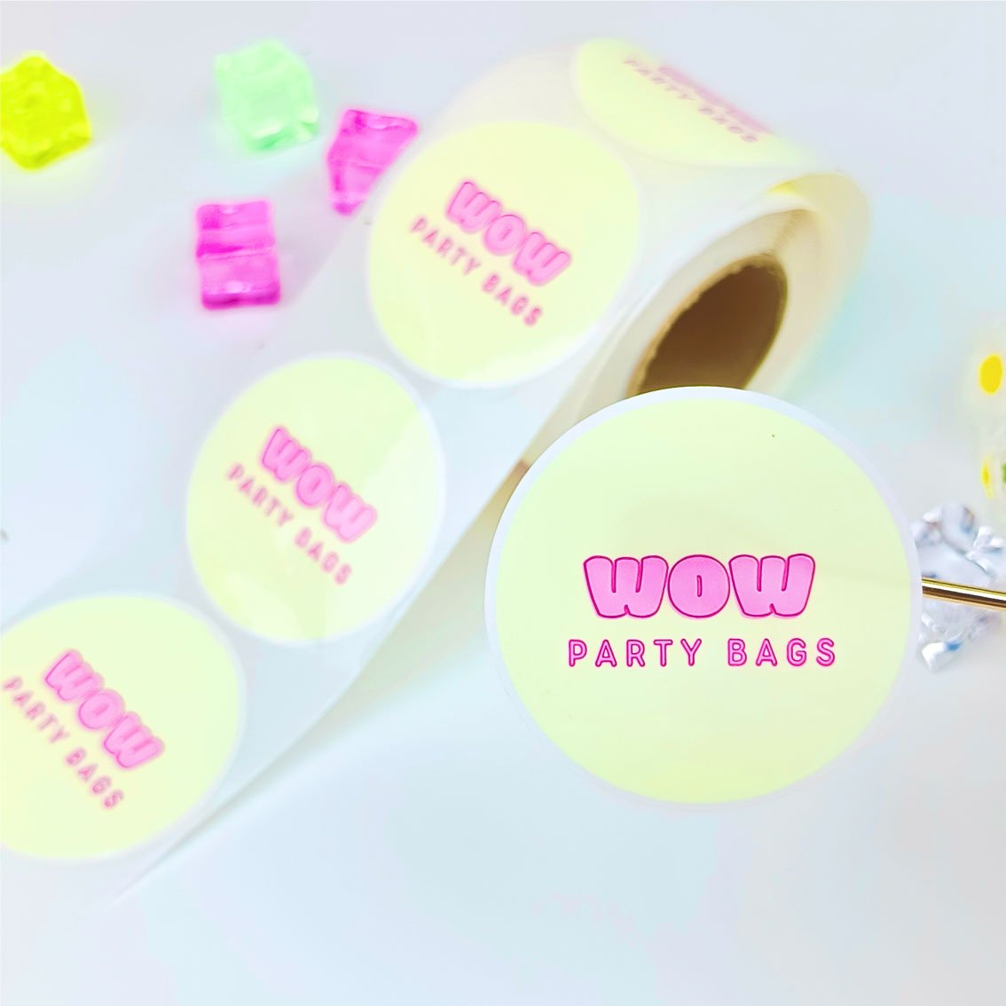 Factory custom waterproof PVC sticker printing round self adhesive cosmetic sticker
