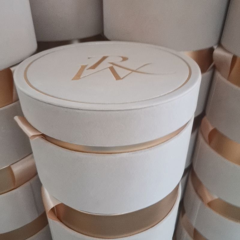 Custom hand gift box wedding velvet cylindrical packaging gift box paper box