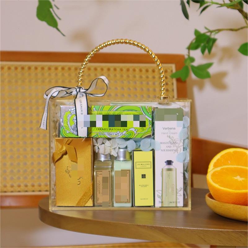 Factory wholesale acrylic gold hand gift box silver handle gift box wedding candy box
