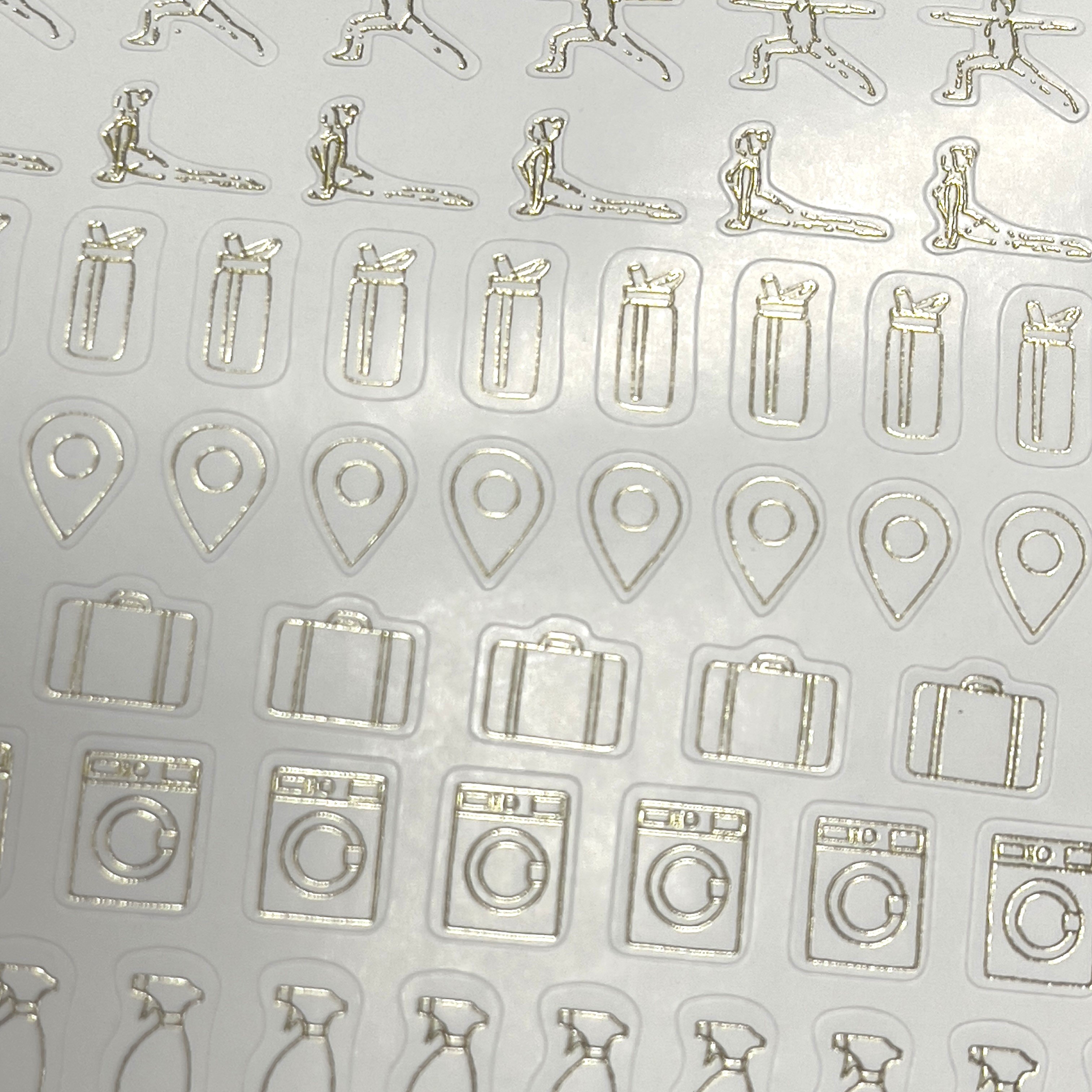 Customized cosmetics packaging labels with gold and silver stickers