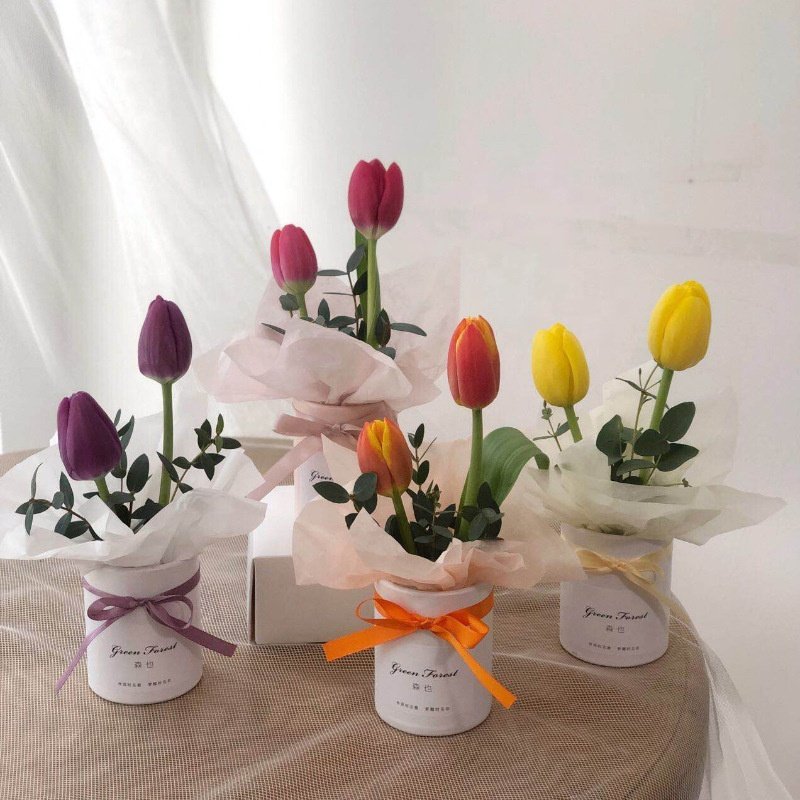 XJH 2024 Wholesale Mother's Day Transparent Carton Flower Shipping Flower Gift Box Flower Box Round Cylinder Gift Box