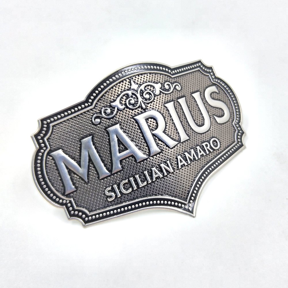 Luxury Waterproof Embossed Label Matt Varnish Black Gold Foil Wine Sticker Label