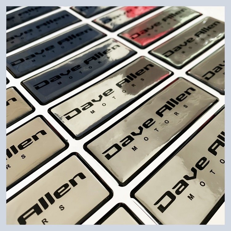 Strong Adhesive Custom 3D Dome silicon Gel Sticker Sheet Clear Epoxy Stickers With Silver Background For vehicles