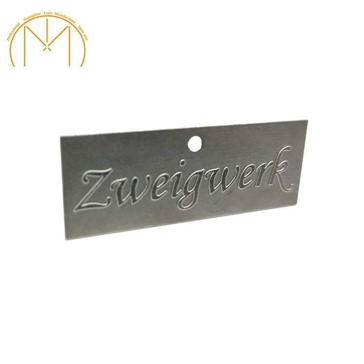 Factory direct sale metal aluminum label stainless steel sign screen printing nameplate nickel plate LOGO zinc alloy trademark