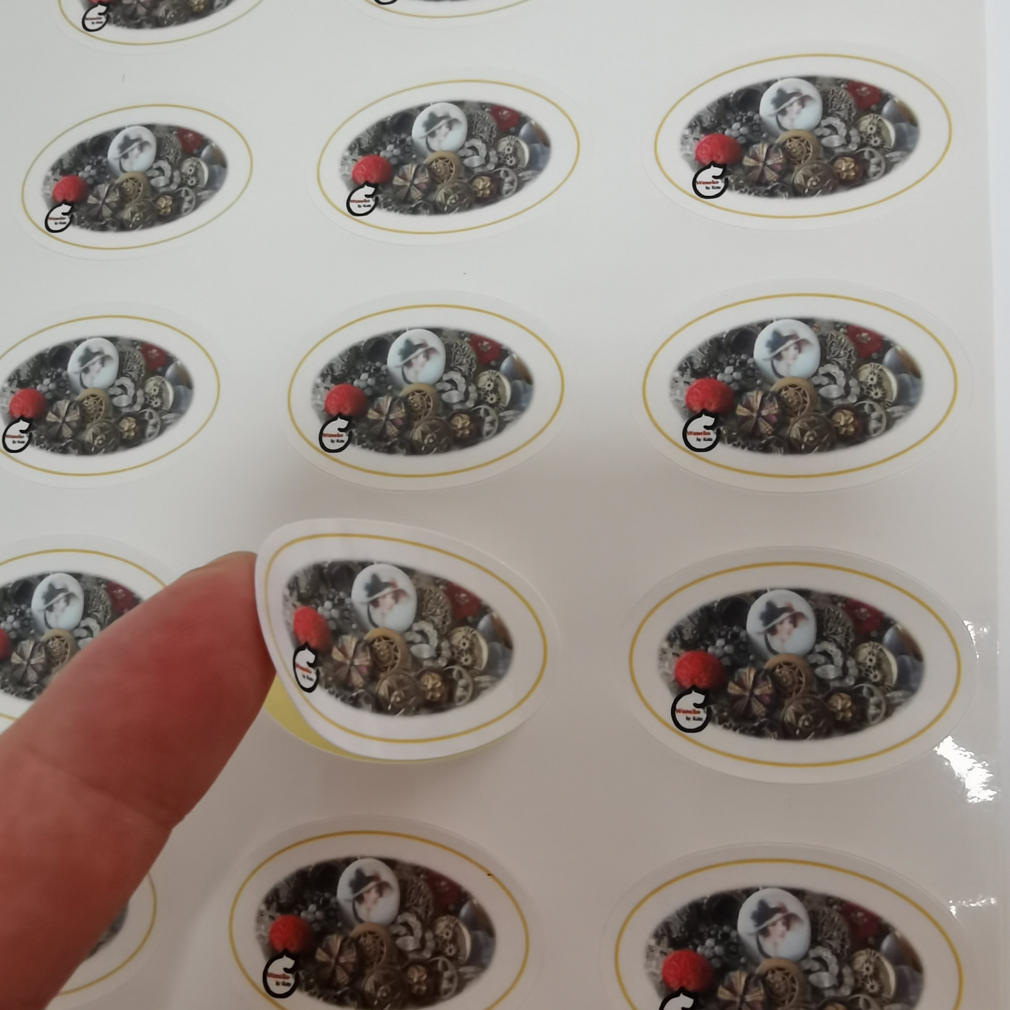 Directly Factory Low Price Design Custom Hot Selling Printing Vinyl Sticker Waterproof Decal